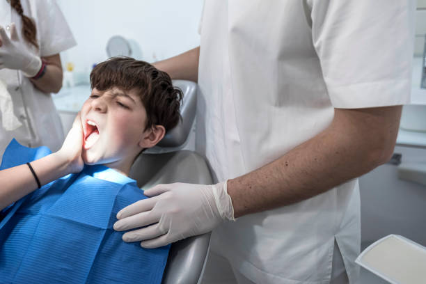 Best Pediatric Emergency Dentist in Colfax, WI